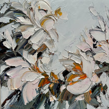 Load image into Gallery viewer, White magnolia No 31