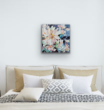 Load image into Gallery viewer, Bunch of love No 44