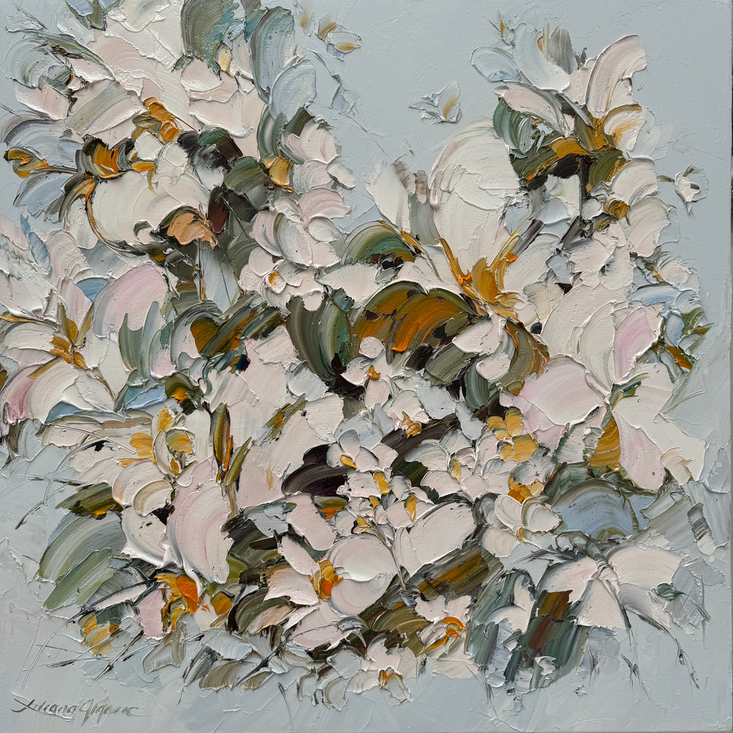 White magnolia No 28